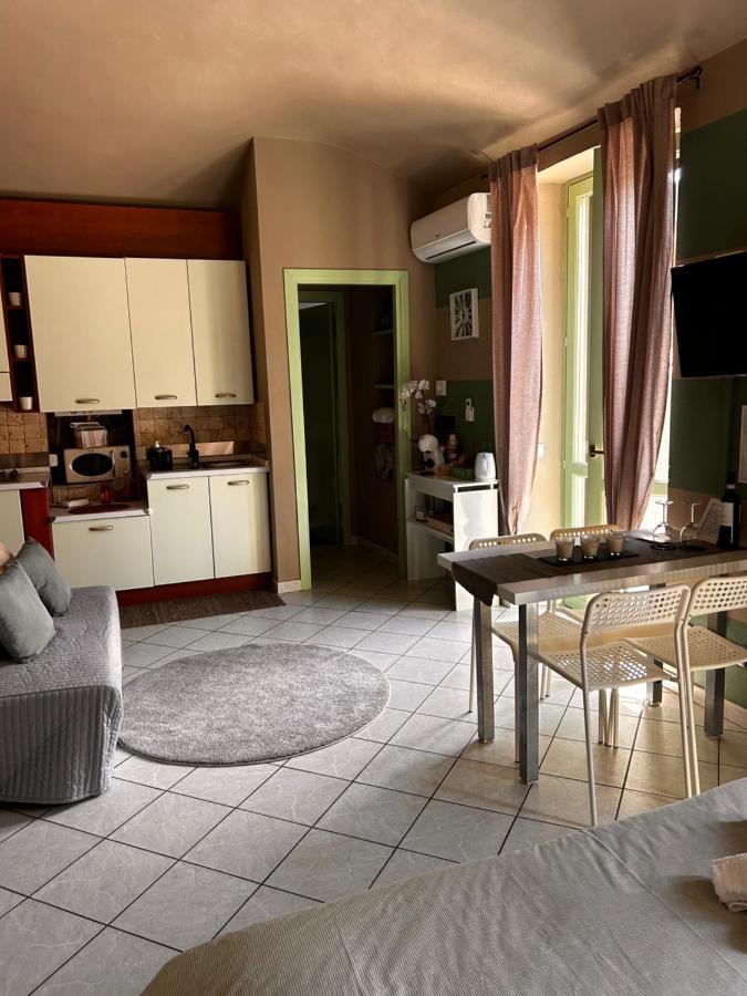 Appartement Bon Bon Del Corso Con Terrazzo E Aria Condizionata à Asti Extérieur photo